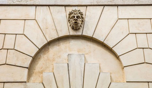 Facade of the Palazzi di Iseppo Porto
