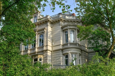 Antonios La Villa