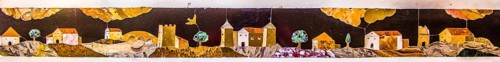 Altar impresses with beautiful marble inlay work showing Christian motifs