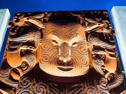 Maori carving in Rotorua