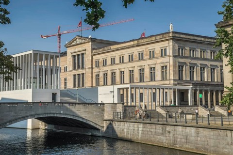 James Simon Gallery
