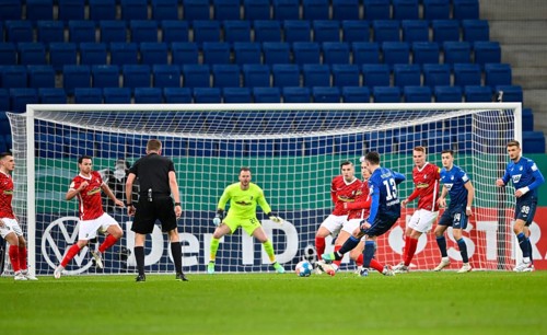 Penalty area scene Goal kick Action Goal chance Angelo Stiller TSG 1899 Hoffenheim against goalkeeper Mark Flekken SC Freiburg SCF