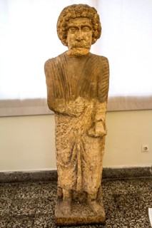 Partic stone statue