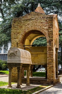 Tomb of Antenor