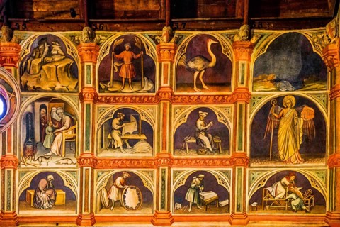 Council Chamber entirely painted with 15th century astrological and religious fresco cycle