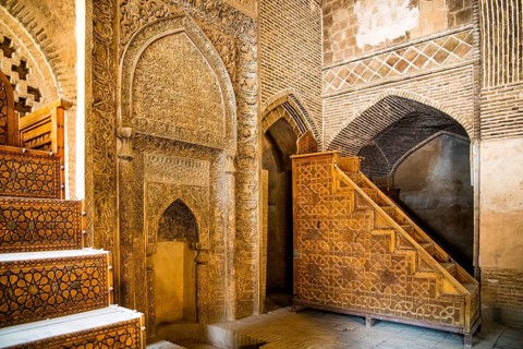 Shabestan and Uljayto Mihrab at the West-Iwan