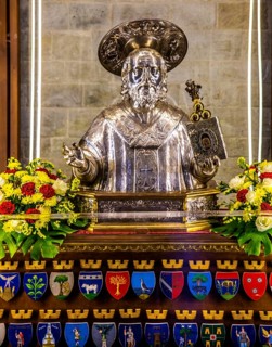 Statue of Saint Nicholas
