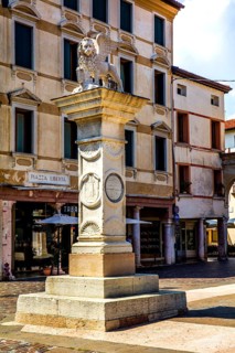 Piazza della Liberta