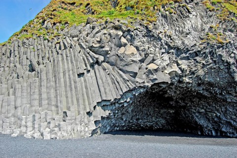 Bird Rock Reynisfjara Halsanefshellir