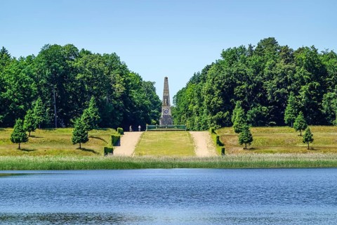 Obelisk