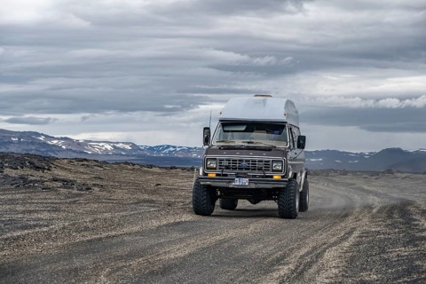 4x4 car on gravel road