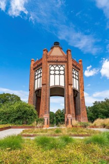 Bismarck Tower on the Vineyard