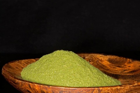Dried stevia