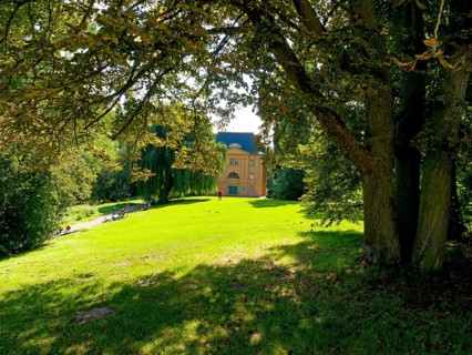 Riding house in the park on the Ilm