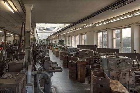 Turning shop of a former valve factory