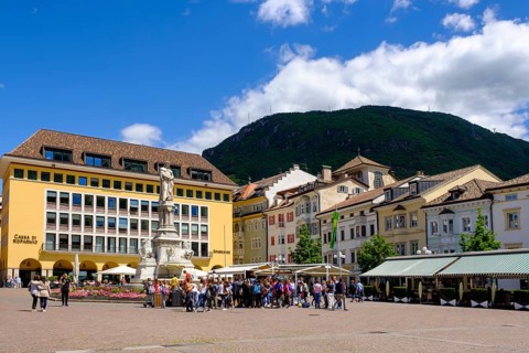 Waltherplatz with the monument to Walther von der Vogelweide