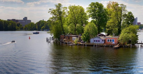 The river island Kleiner Wall in the middle of the Havel in Spandau