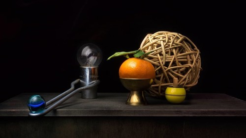 Still life with tangerine