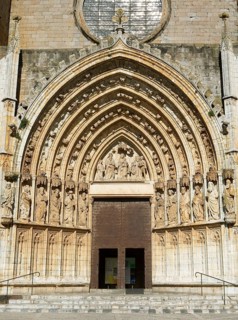 Portal of the Basilica de Santa Maria