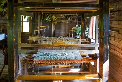 Weaving frame