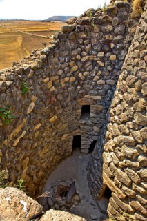 Gross-Nuraghe Su Nuraxi