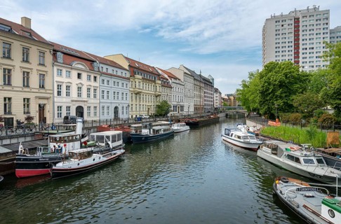 Ships and residential buildings on Fischerinsel in Mitte