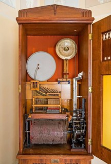 Phonograph