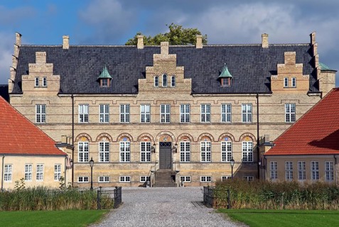 Lungholm Manor