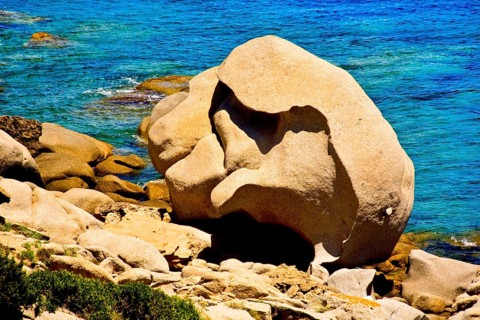 Bizarre granite rocks