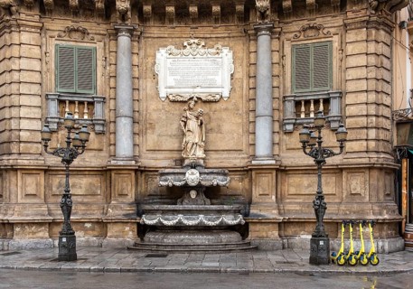 Fountain representing summer season at Quattro Canti