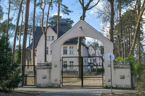 Architectural monument Zehlendorfer Damm 71