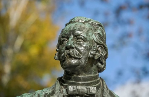 Theodor Fontane Monument