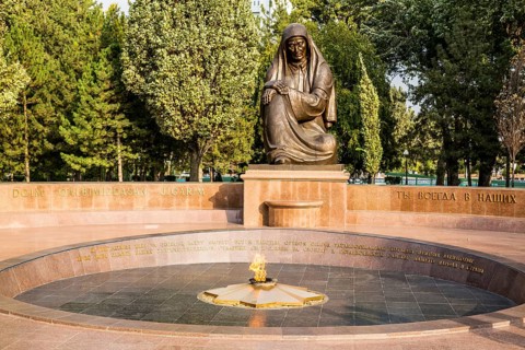 Monument to the Grieving Mother