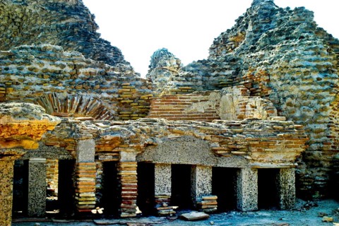Old thermal bath