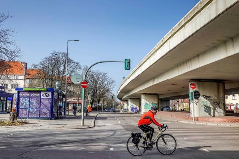 Concrete bridge