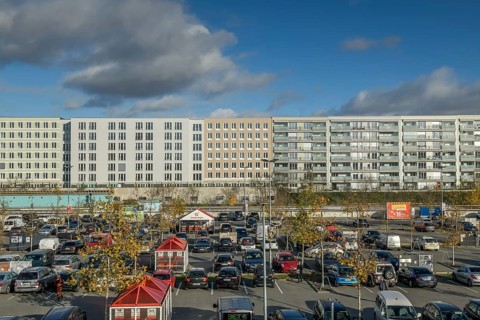 Apartment block on Seesener Strasse