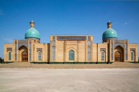 Hazrati Imam Complex with Friday Mosque
