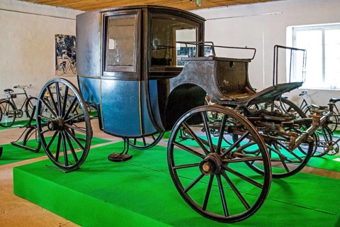 Carriage
