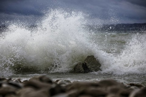 Storm Lolita raging on the stony shore in Hagnau
