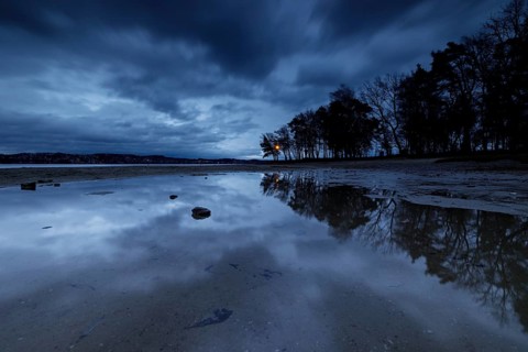 Storm warning light in the morning during a storm at Lake Constance