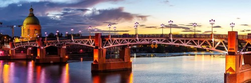 Pont Saint-Pierre Bridge with Garonne River Panorama in Toulouse