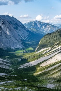 View into Falzthurntal
