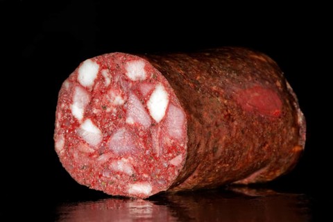 Cut Thuringian red sausage