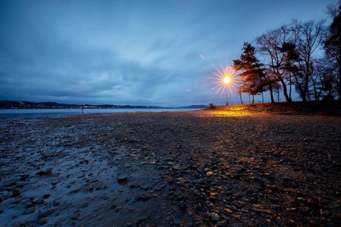 Storm warning light in the morning during a storm at Lake Constance