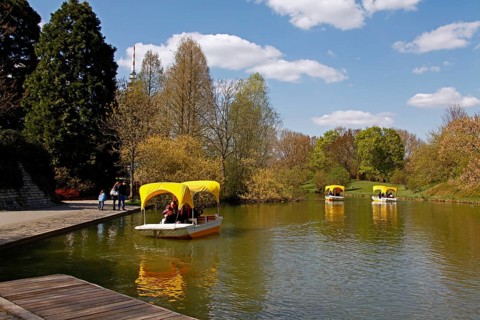 Gondoletta on the 2 km circuit between the Baumhain festival hall and the TV tower
