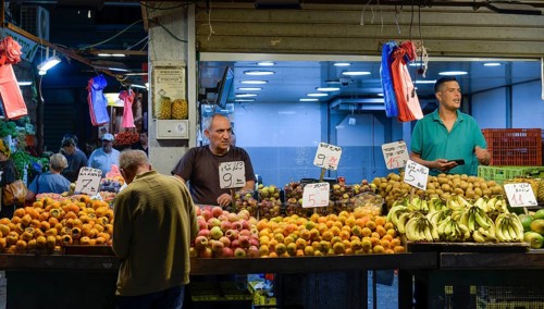 Fruit and Fruits