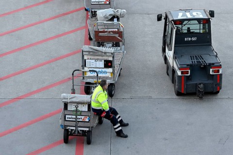 Ground Staff Baggage Transport