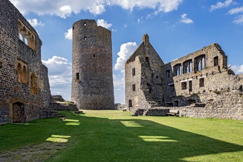 Romanesque Muenzenberg palace