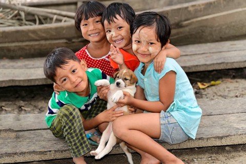 Children at Inle Lake