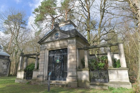 Langenscheidt family grave